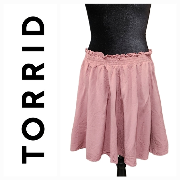 Torrid Flowy Peach Mini Summer Skirt Plus Size 0 - Picture 1 of 6